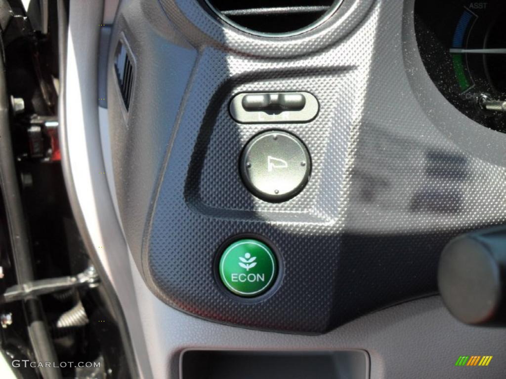 2010 Honda Insight Hybrid LX Controls Photo #48733926