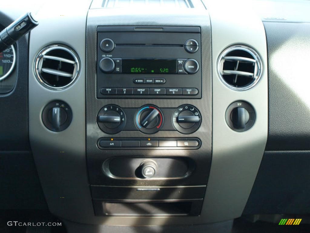 2006 F150 FX4 SuperCrew 4x4 - Oxford White / Tan photo #12