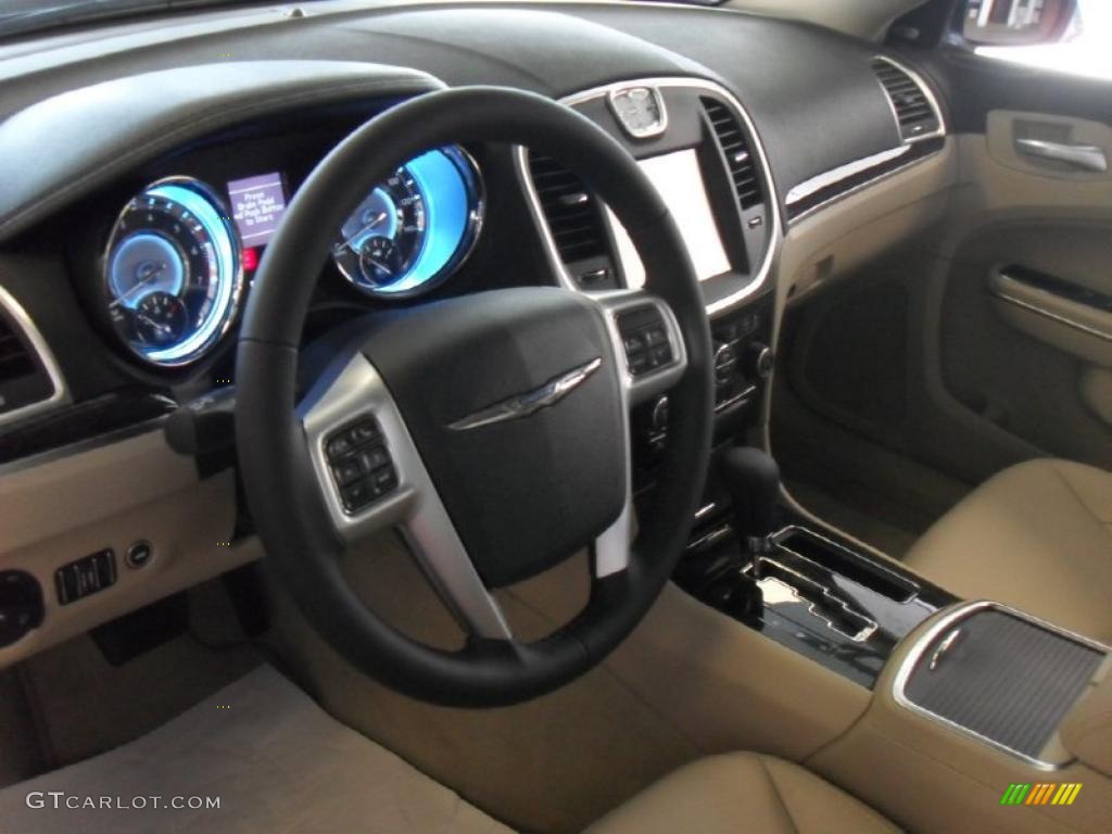 Black/Light Frost Beige Interior 2011 Chrysler 300 Limited Photo #48738240