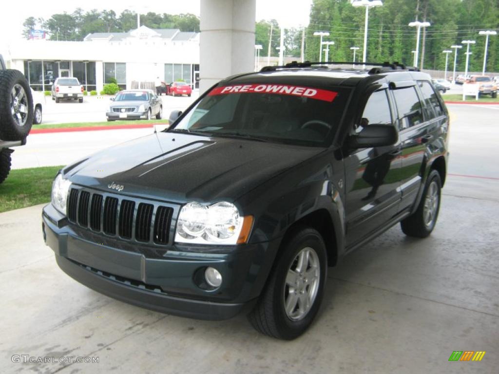 2005 Grand Cherokee Laredo 4x4 - Deep Beryl Green Pearl / Medium Slate Gray photo #1