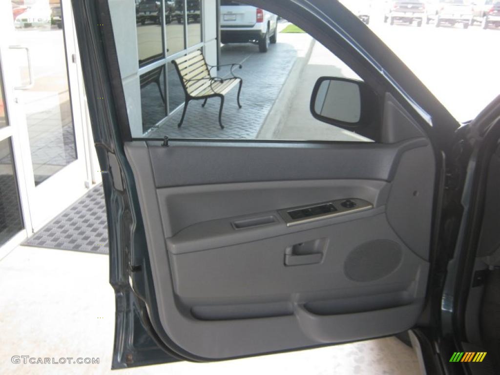 2005 Grand Cherokee Laredo 4x4 - Deep Beryl Green Pearl / Medium Slate Gray photo #17