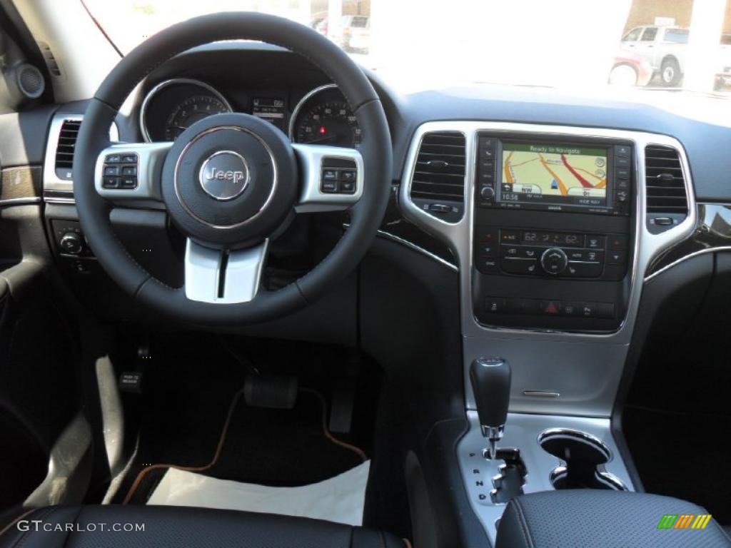 2011 Jeep Grand Cherokee Laredo X 70th Anniversary 4x4 Dashboard Photos