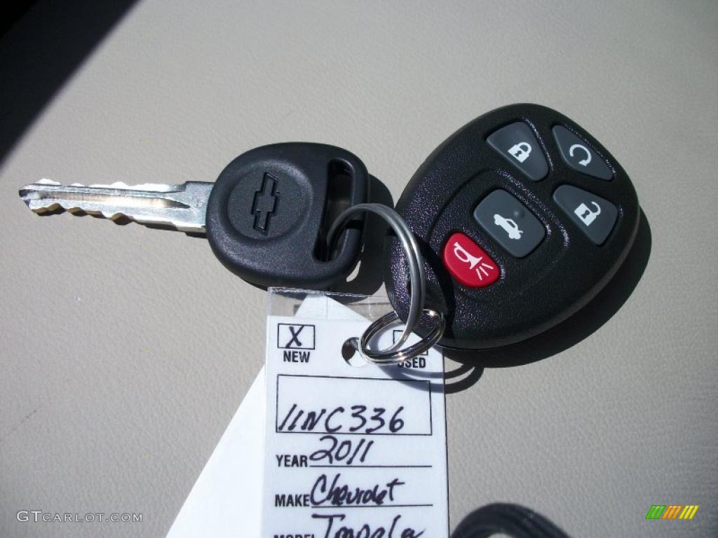 2011 Impala LT - Summit White / Neutral photo #29