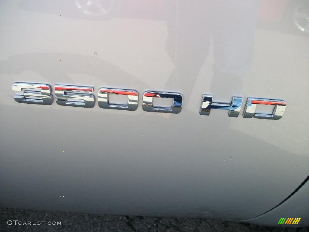 2011 Chevrolet Silverado 3500HD LS Regular Cab 4x4 Marks and Logos Photo #48739995