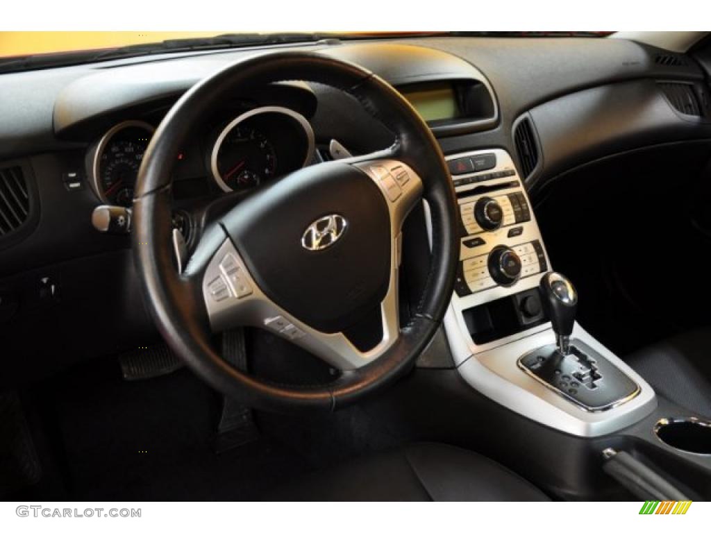 2010 Hyundai Genesis Coupe 3.8 Coupe Dashboard Photos