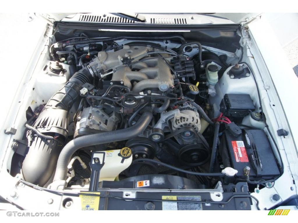 2001 Ford Mustang V6 Coupe 3.8 Liter OHV 12-Valve V6 Engine Photo #48741393