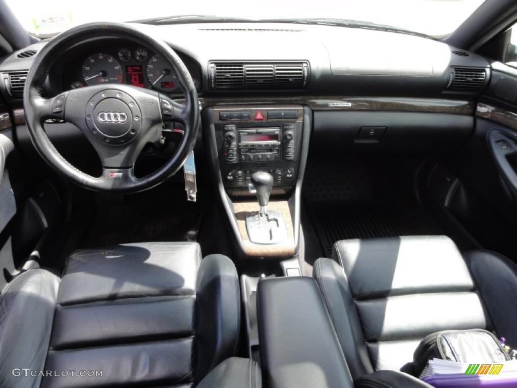 2002 Audi S4 2.7T quattro Avant Dashboard Photos