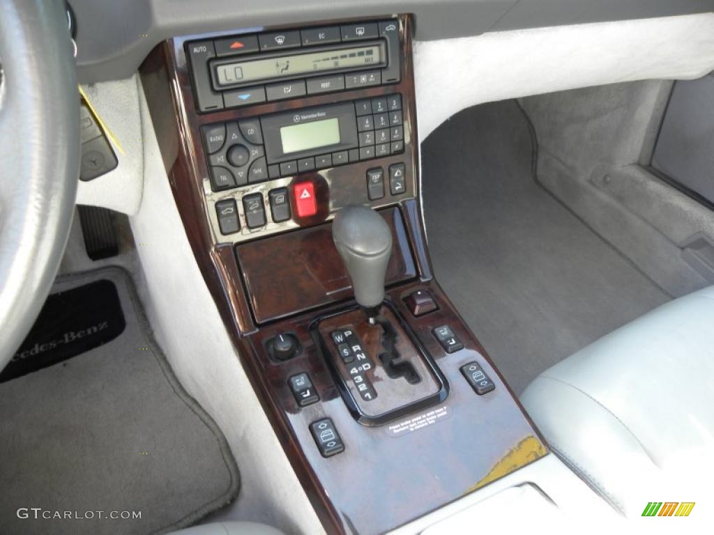 2000 Mercedes-Benz SL 500 Roadster Controls Photo #48742941