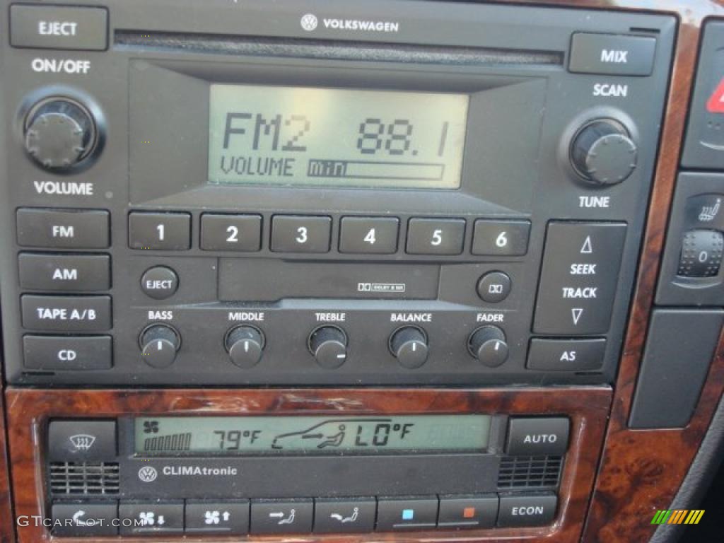 2003 Passat GLX 4Motion Sedan - Colorado Red Pearl / Black photo #14