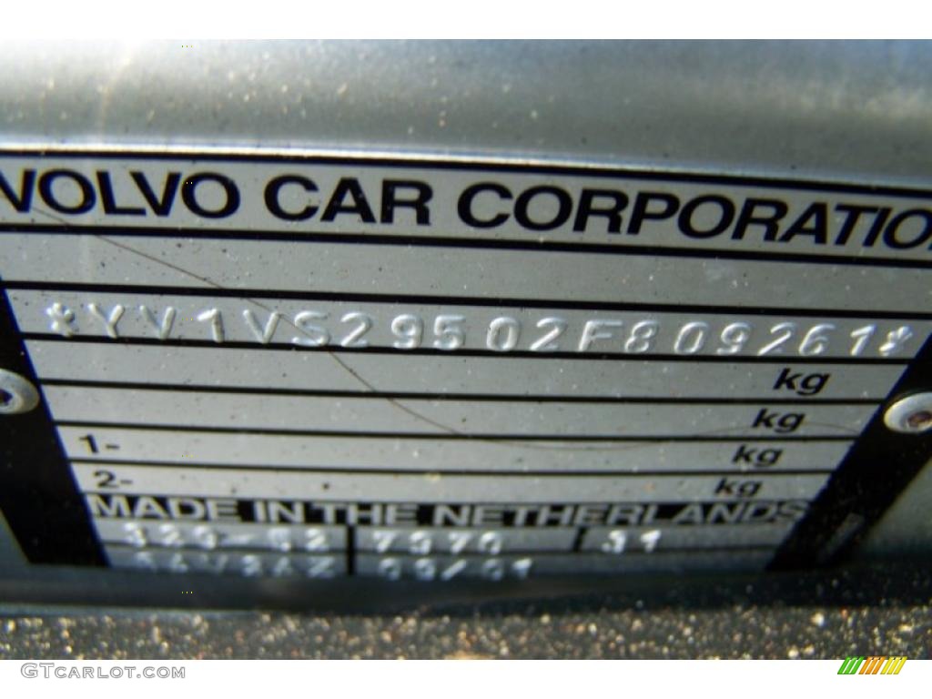 2002 Volvo S40 1.9T Info Tag Photos