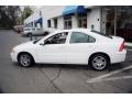 Ice White - S60 2.5T Photo No. 9