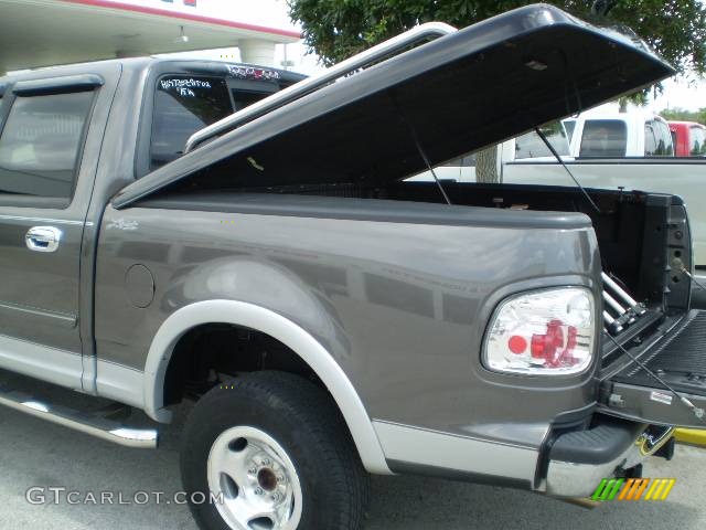 2002 F150 Lariat SuperCrew 4x4 - Dark Shadow Grey Metallic / Medium Graphite photo #13