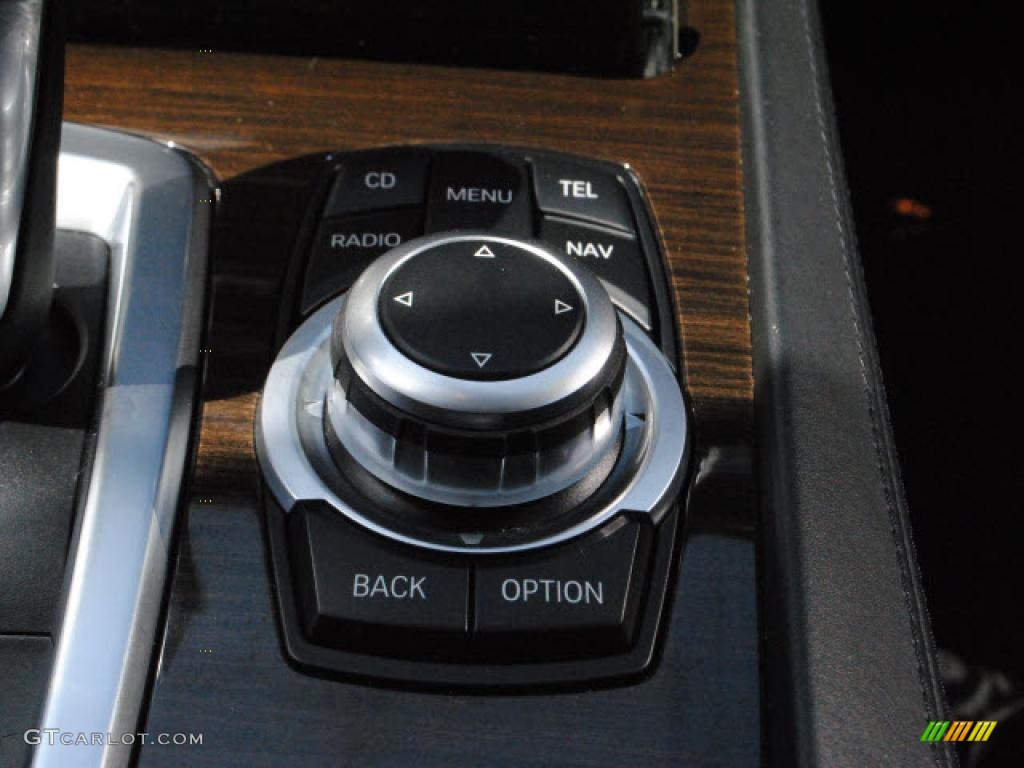 2010 BMW 7 Series 750i Sedan Controls Photo #48748149