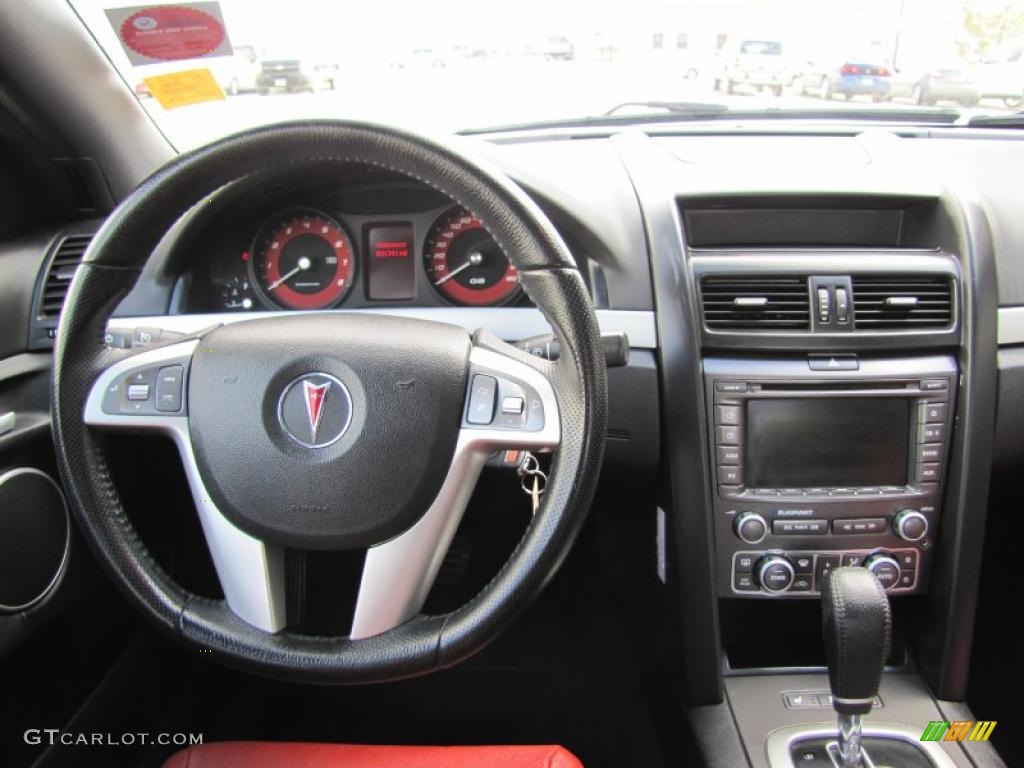 2009 Pontiac G8 GT Onyx/Red Steering Wheel Photo #48748506