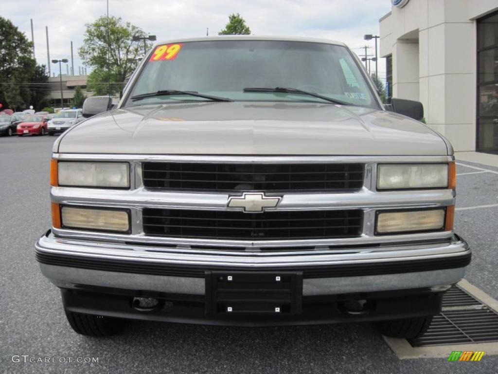 1999 Suburban K1500 LT 4x4 - Light Pewter Metallic / Gray photo #2