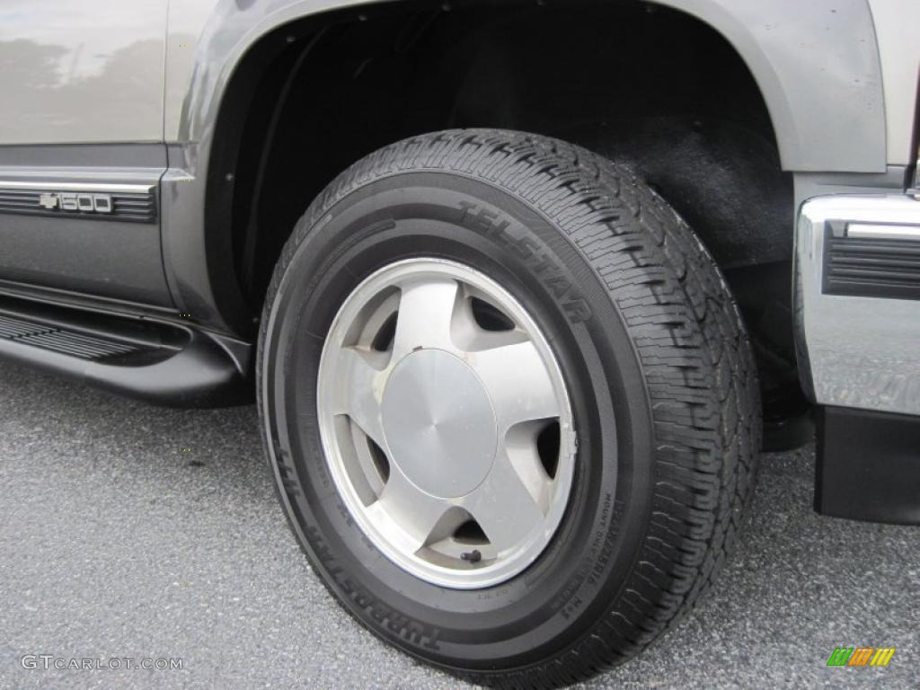 1999 Chevrolet Suburban K1500 LT 4x4 Wheel Photo #48749391