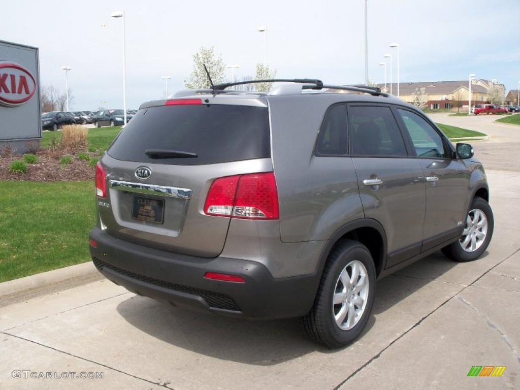 2011 Sorento LX AWD - Titanium Silver / Gray photo #3