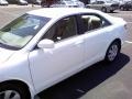 Super White - Camry  Photo No. 20