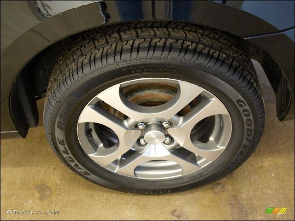 2005 Saturn ION 3 Quad Coupe Wheel Photo #48755191