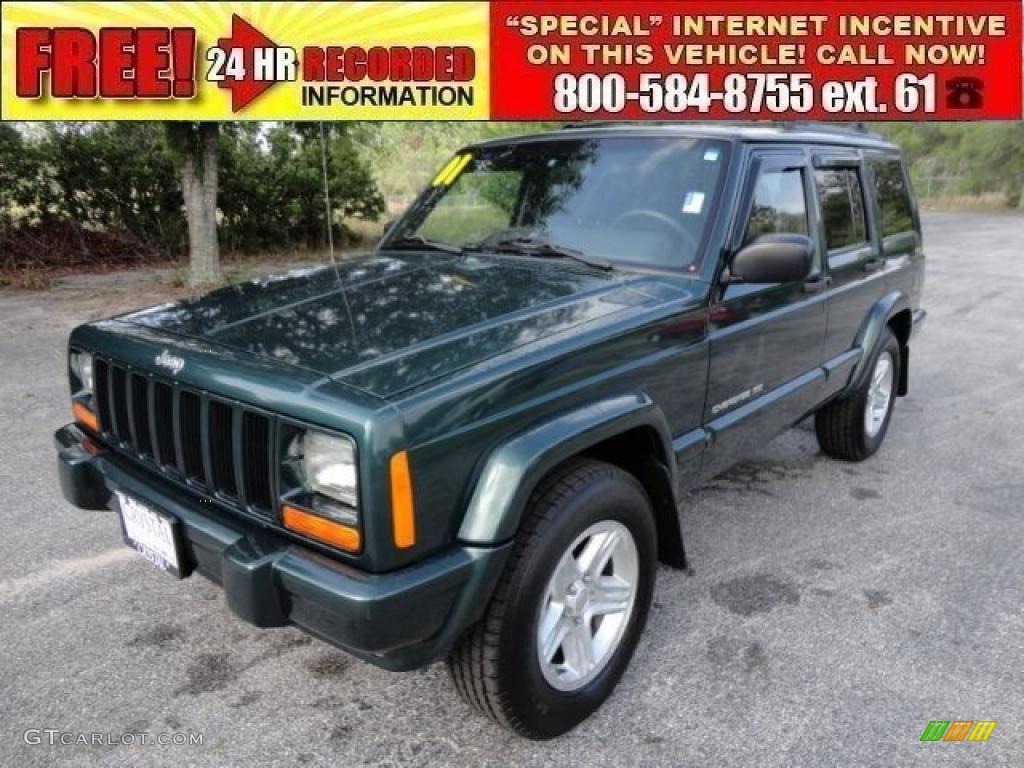 2001 Cherokee Classic 4x4 - Forest Green Pearlcoat / Agate photo #1