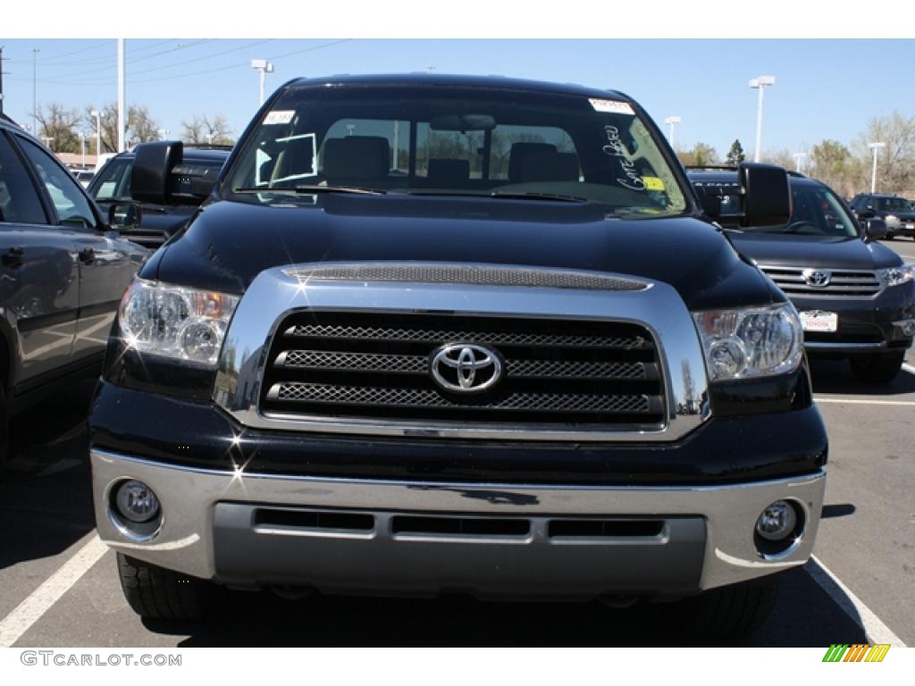 2008 Tundra SR5 Double Cab 4x4 - Black / Graphite Gray photo #4