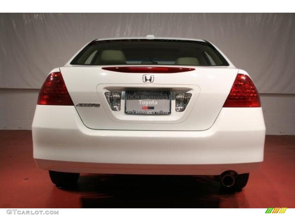 2007 Accord EX Sedan - Taffeta White / Ivory photo #4