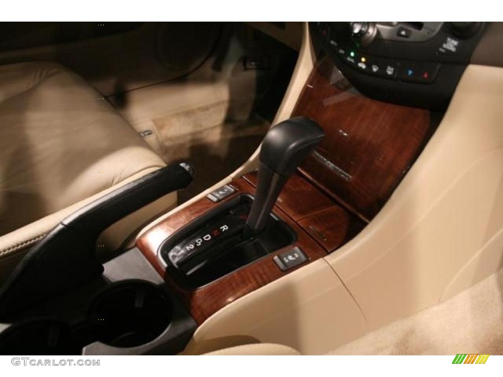 2007 Accord EX Sedan - Taffeta White / Ivory photo #18