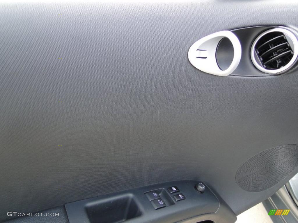 2004 350Z Enthusiast Roadster - Liquid Aluminum Metallic / Carbon Black photo #14