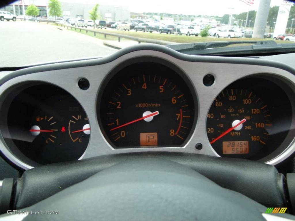 2004 350Z Enthusiast Roadster - Liquid Aluminum Metallic / Carbon Black photo #16