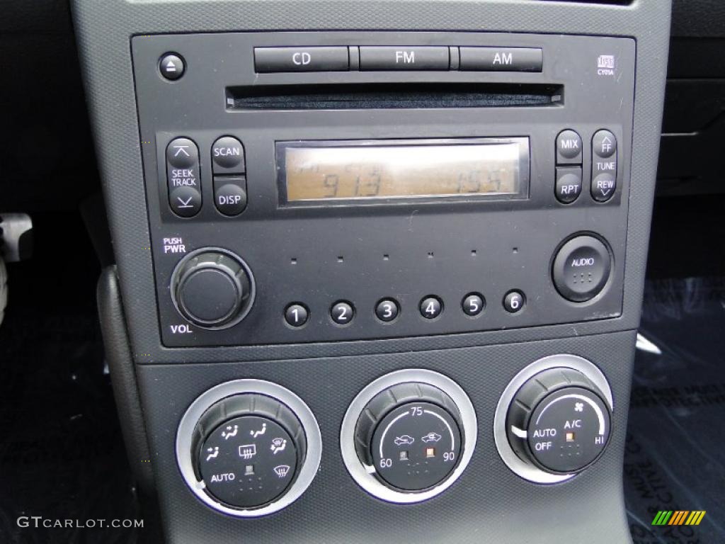 2004 350Z Enthusiast Roadster - Liquid Aluminum Metallic / Carbon Black photo #20