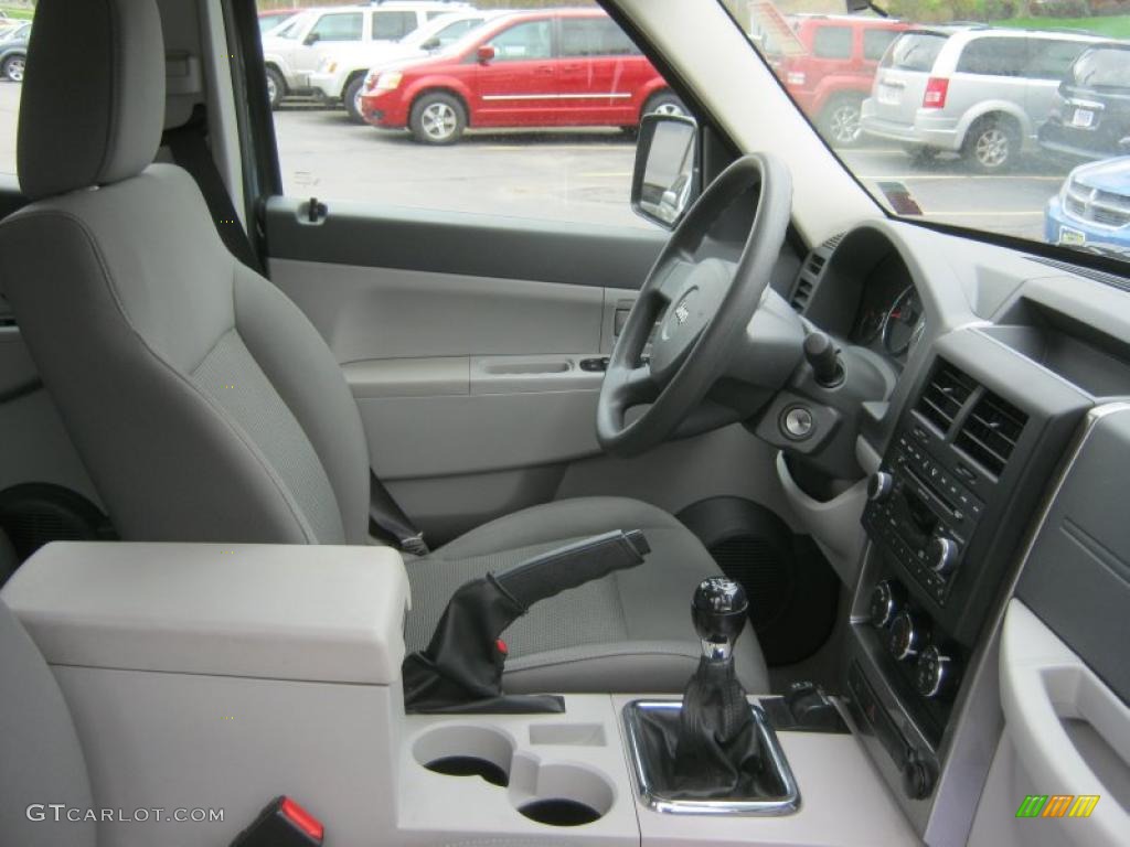 2008 Liberty Sport 4x4 - Jeep Green Metallic / Pastel Slate Gray photo #7