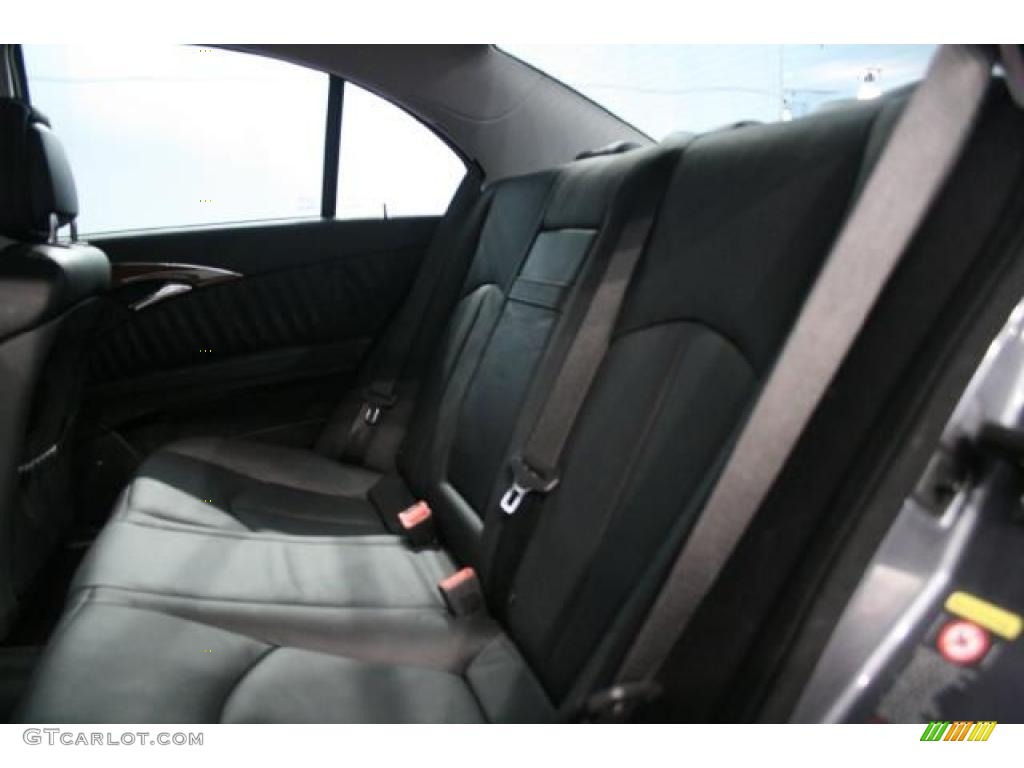 2007 E 550 4Matic Sedan - Flint Grey Metallic / Black photo #17