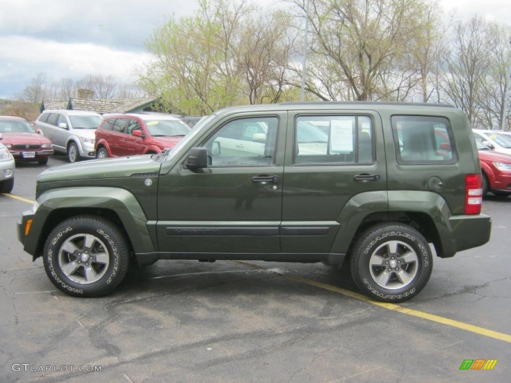 2008 Liberty Sport 4x4 - Jeep Green Metallic / Pastel Slate Gray photo #14