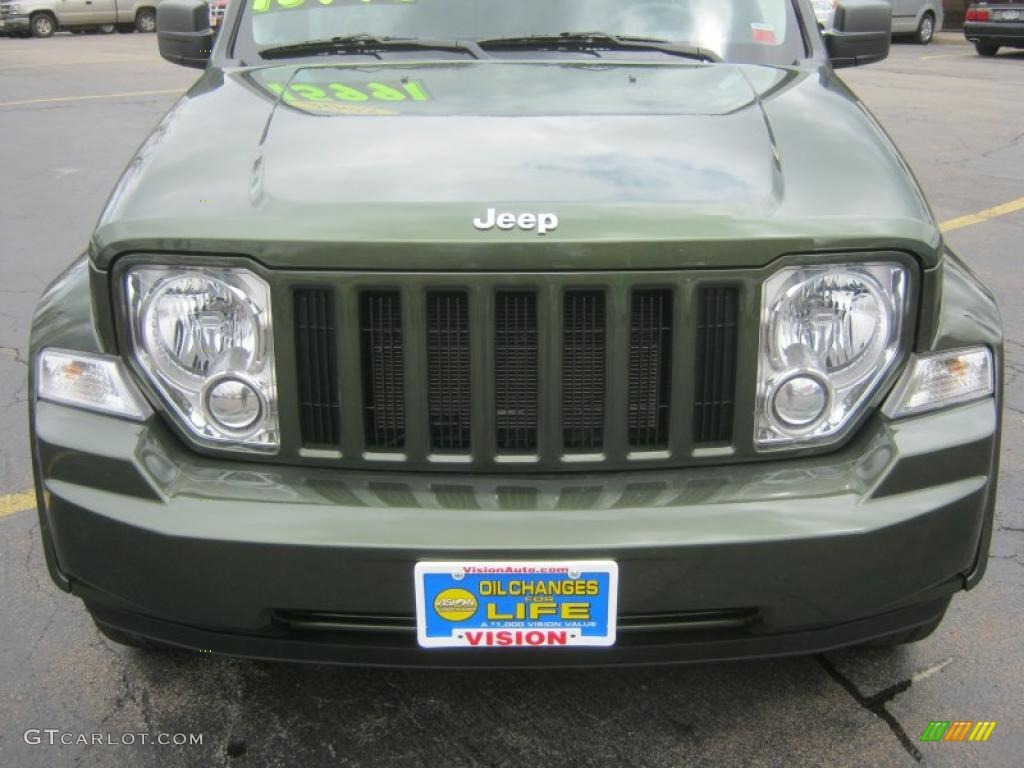 2008 Liberty Sport 4x4 - Jeep Green Metallic / Pastel Slate Gray photo #18