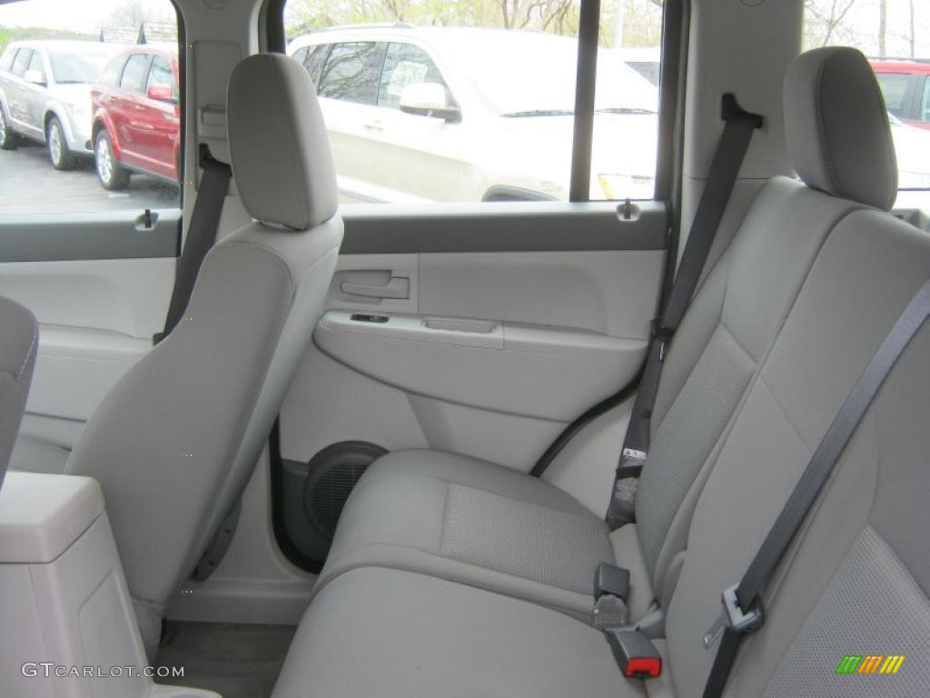 2008 Liberty Sport 4x4 - Jeep Green Metallic / Pastel Slate Gray photo #23