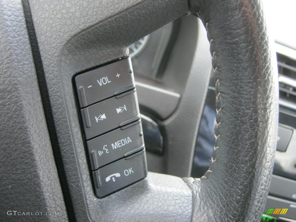 2009 Ford Fusion SEL V6 AWD Controls Photo #48765991