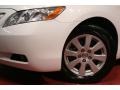 Super White - Camry XLE Photo No. 10