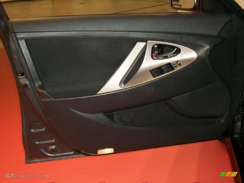 2009 Camry SE - Magnetic Gray Metallic / Charcoal photo #5