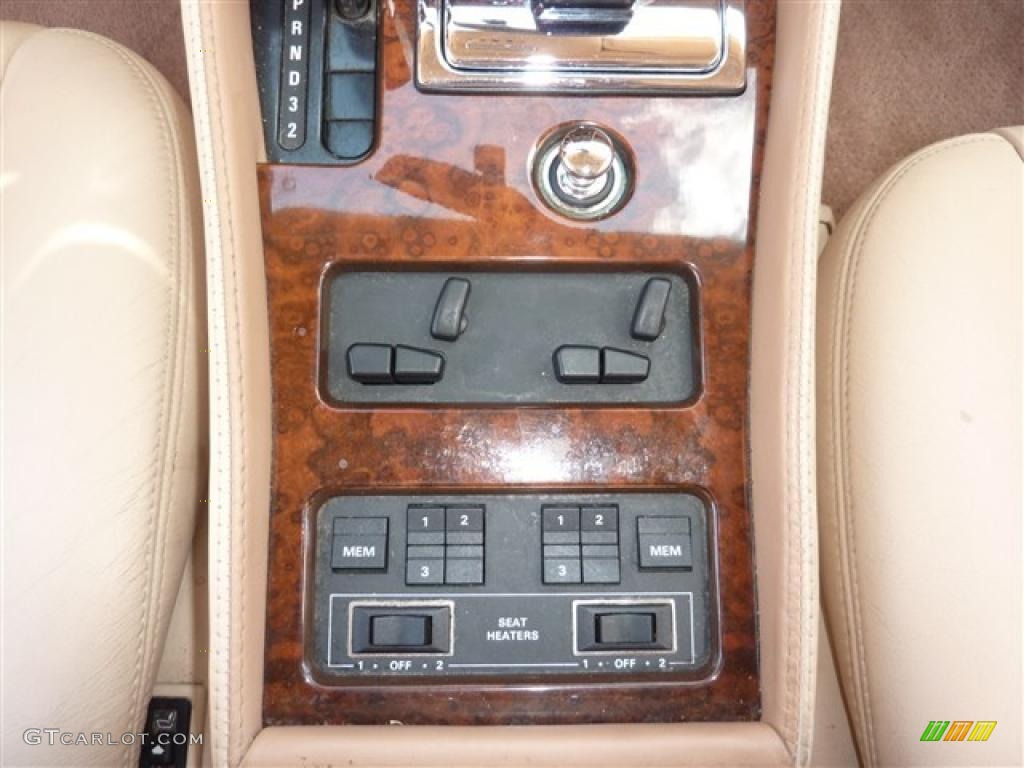 2002 Bentley Azure Standard Azure Model Controls Photos