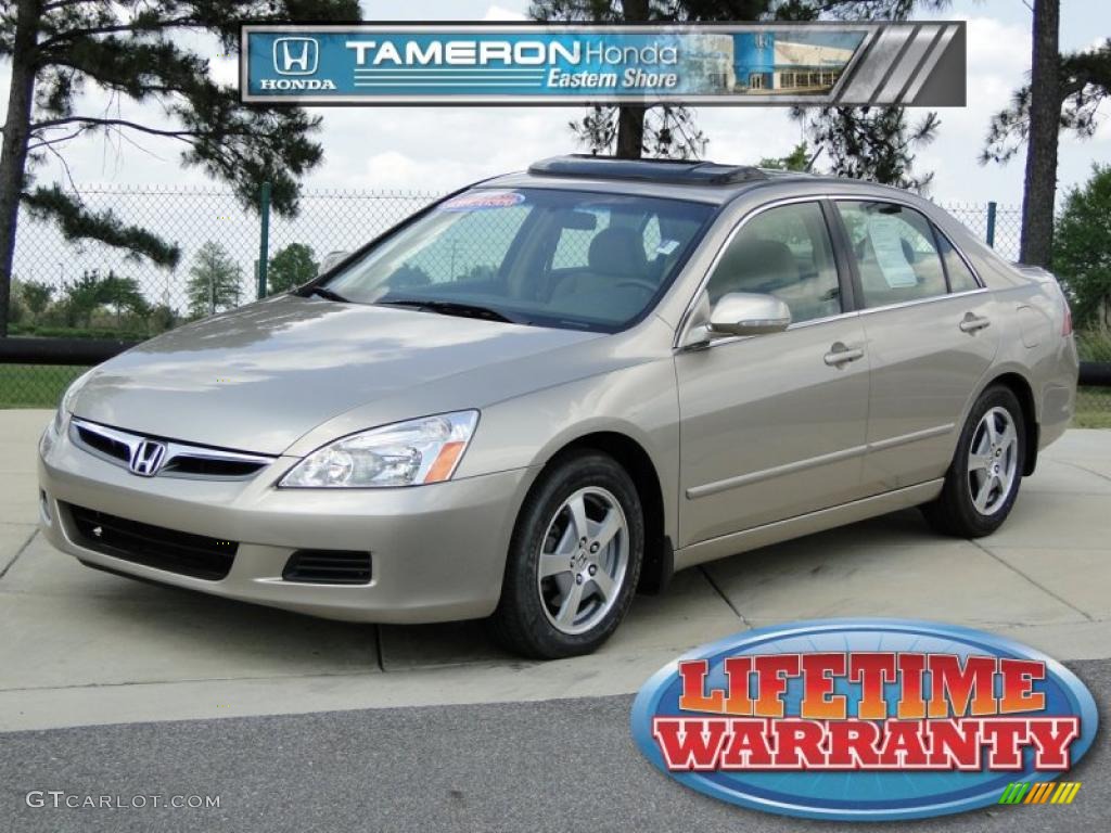 2007 Accord Hybrid Sedan - Desert Mist Metallic / Ivory photo #1