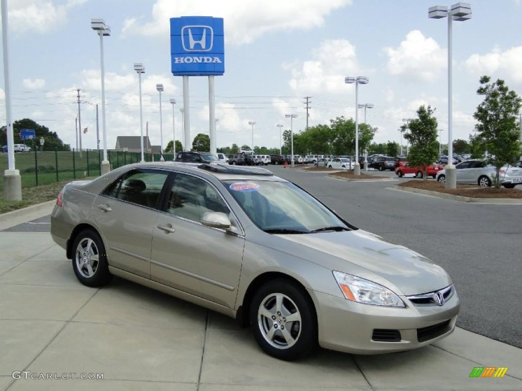 Desert Mist Metallic 2007 Honda Accord Hybrid Sedan Exterior Photo #48771297