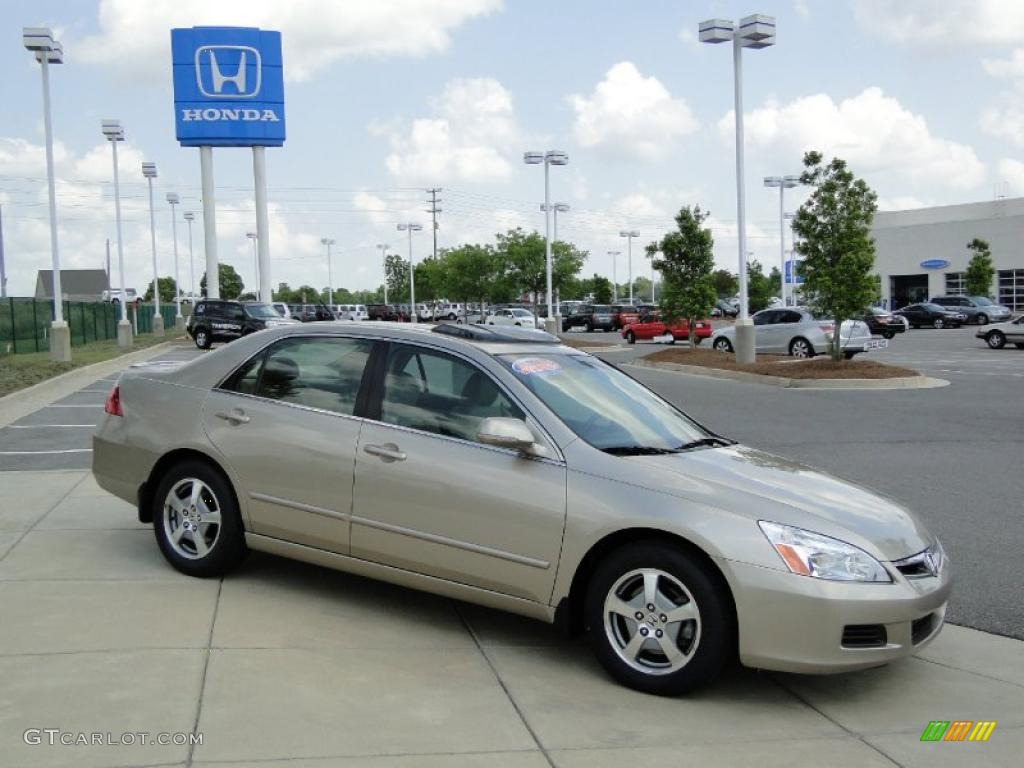 Desert Mist Metallic 2007 Honda Accord Hybrid Sedan Exterior Photo #48771315