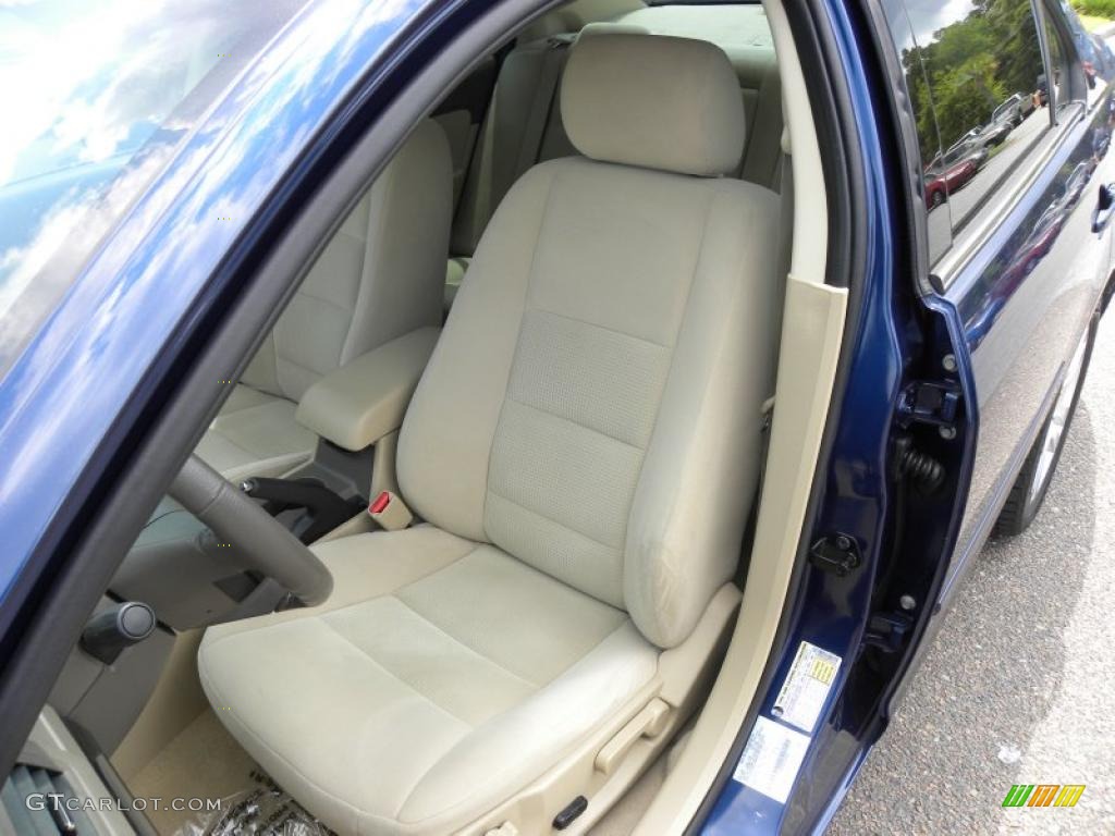Medium Light Stone Interior 2006 Ford Fusion SEL Photo #48773931