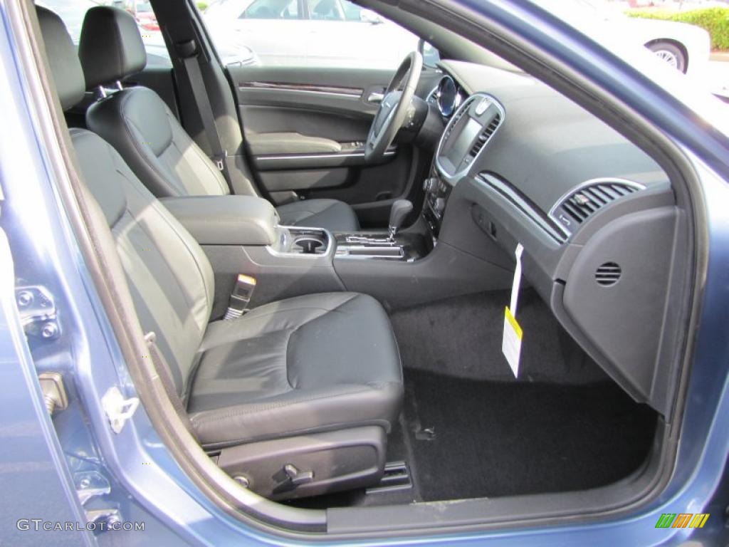 Black Interior 2011 Chrysler 300 Limited Photo #48774651