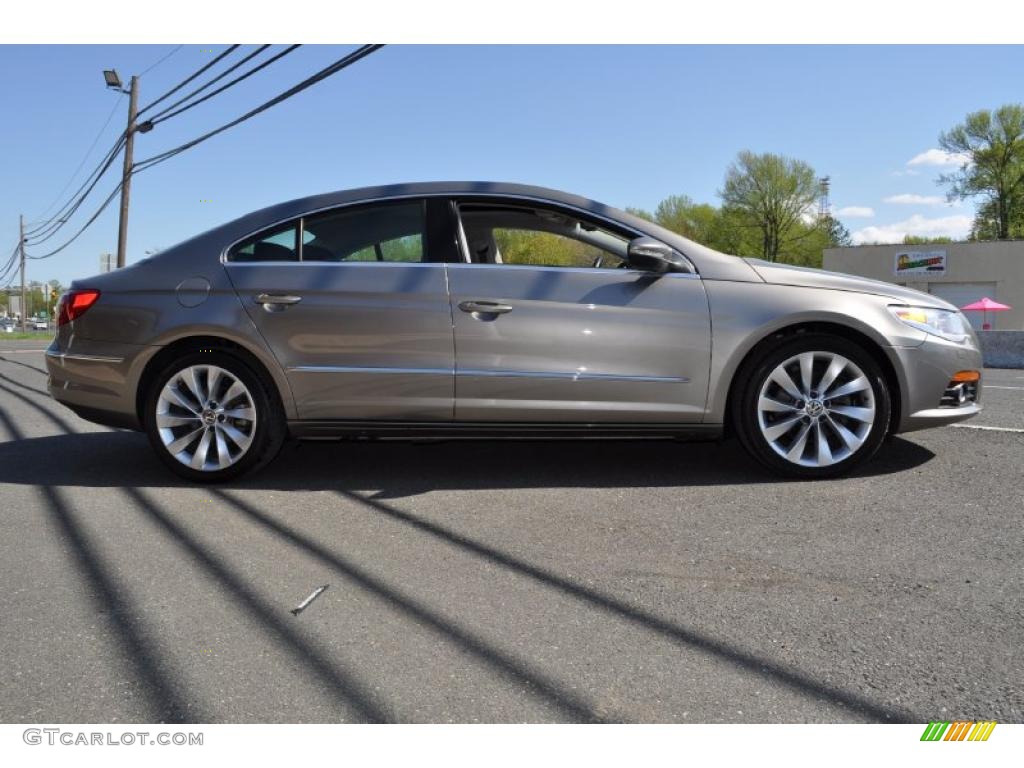 2009 CC VR6 Sport - Light Brown Metallic / Black photo #32