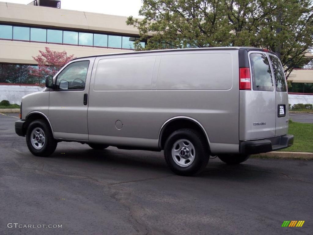 2007 Savana Van 1500 Cargo - Silver Birch Metallic / Medium Pewter photo #14