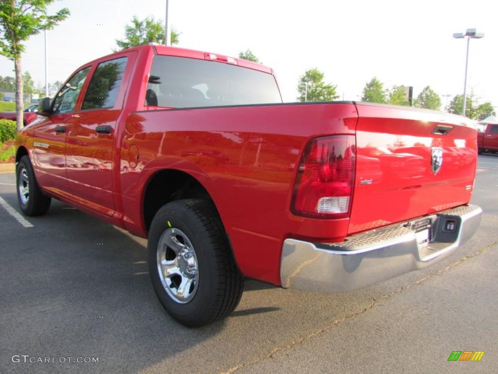 2011 Ram 1500 ST Crew Cab - Flame Red / Dark Slate Gray/Medium Graystone photo #2