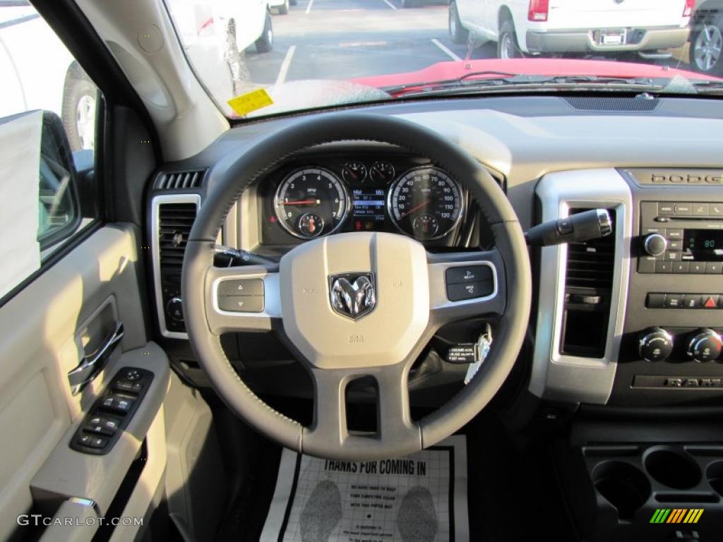 2011 Ram 1500 SLT Quad Cab - Flame Red / Dark Slate Gray/Medium Graystone photo #10