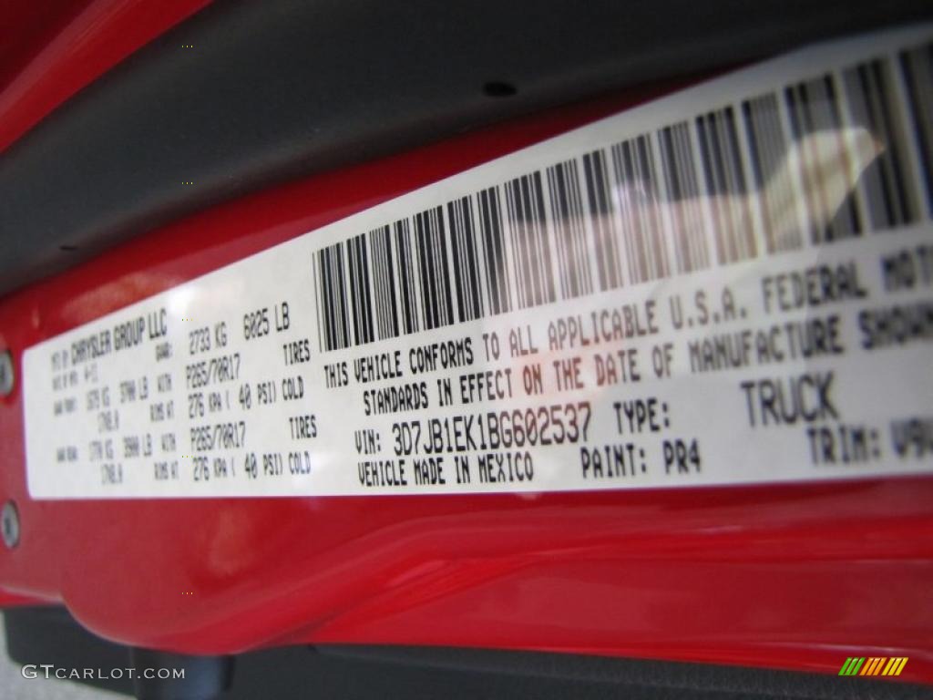 2011 Ram 1500 ST Regular Cab - Flame Red / Dark Slate Gray/Medium Graystone photo #11