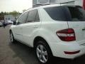 Arctic White - ML 350 4Matic Photo No. 3